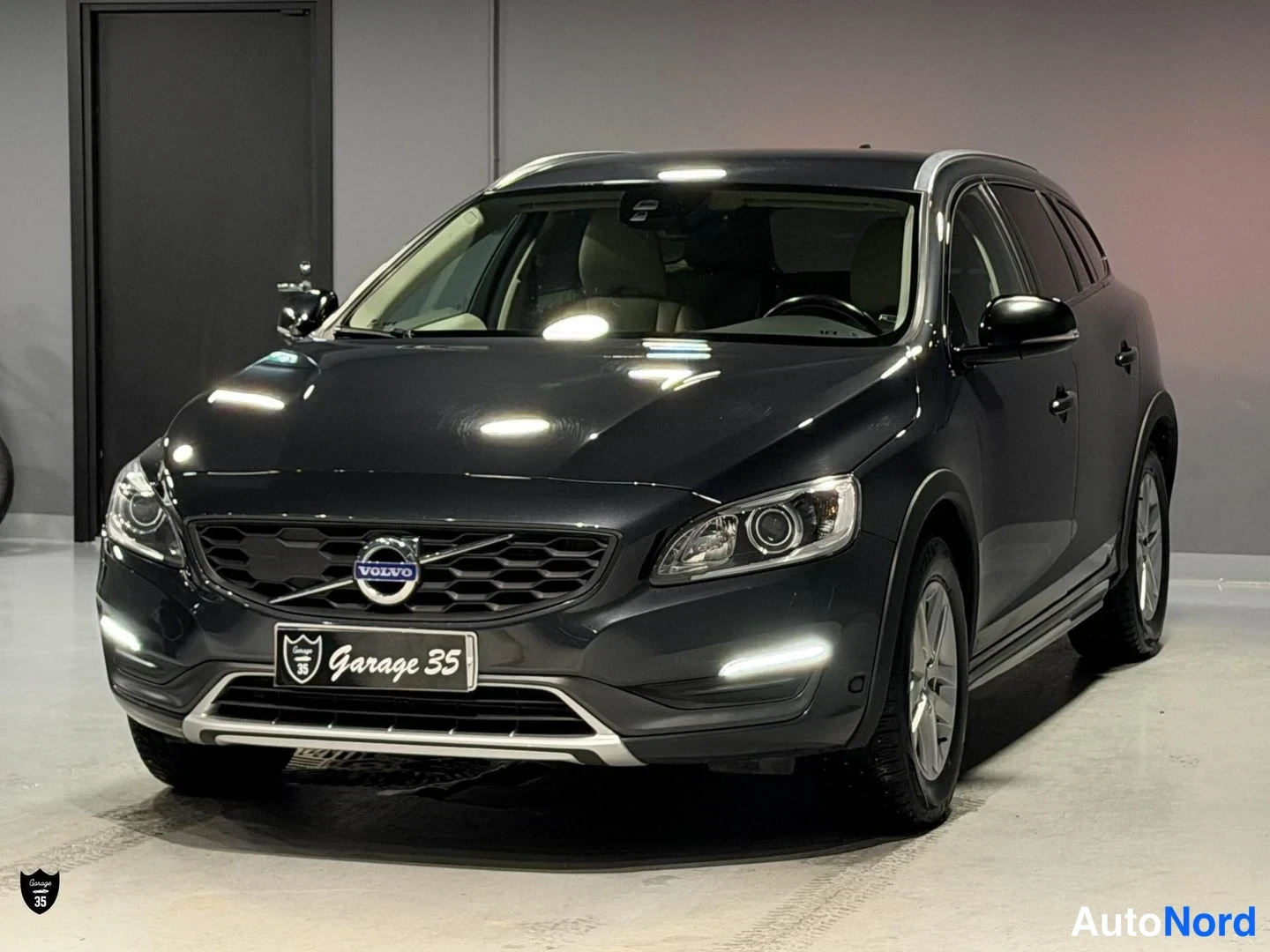 Volvo V60 Cross Country D4 AWD Summum 2016