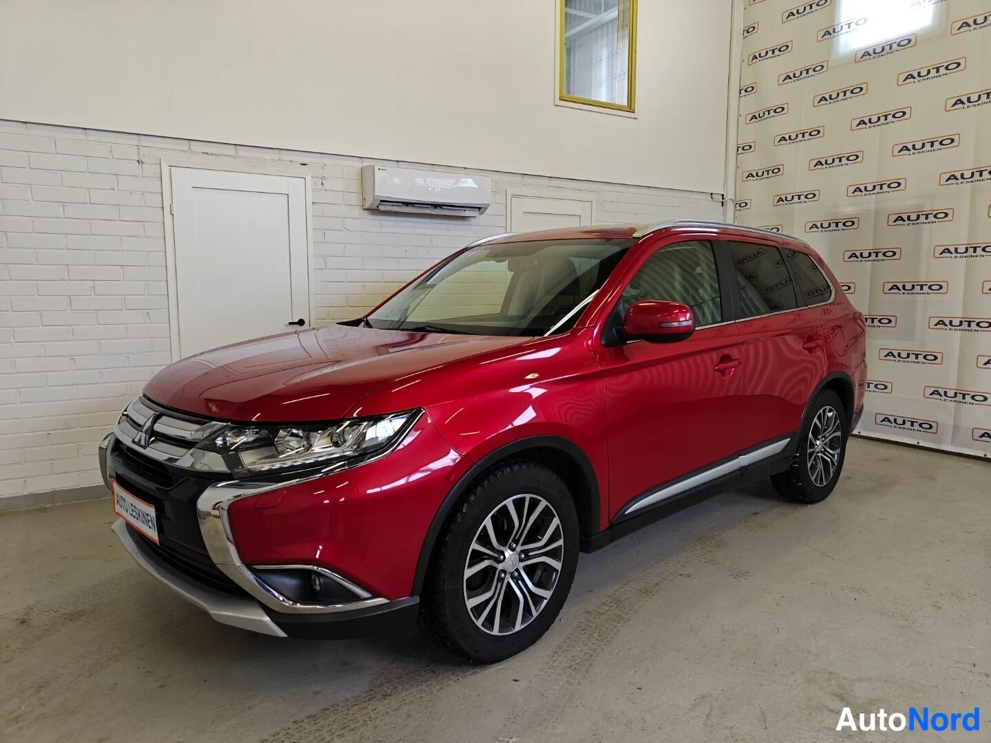 Mitsubishi Outlander 7-seater 2017
