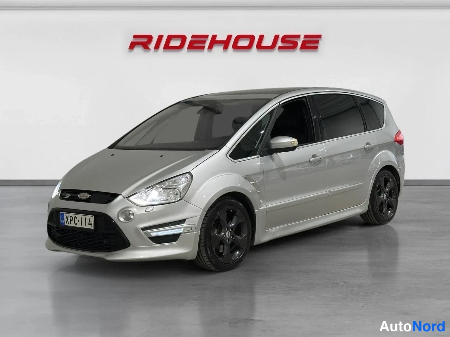 Ford S-MAX 2012