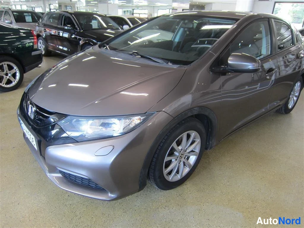 Honda Civic 1,4i Comfort 2014