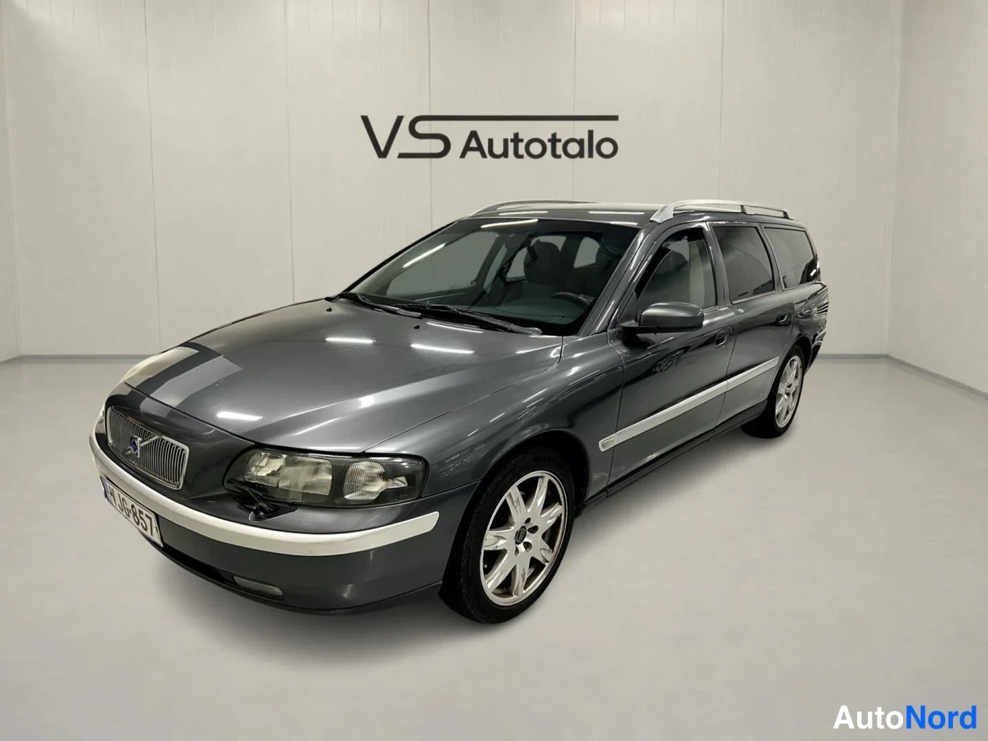 Volvo V70 2,4 140 hv 2004