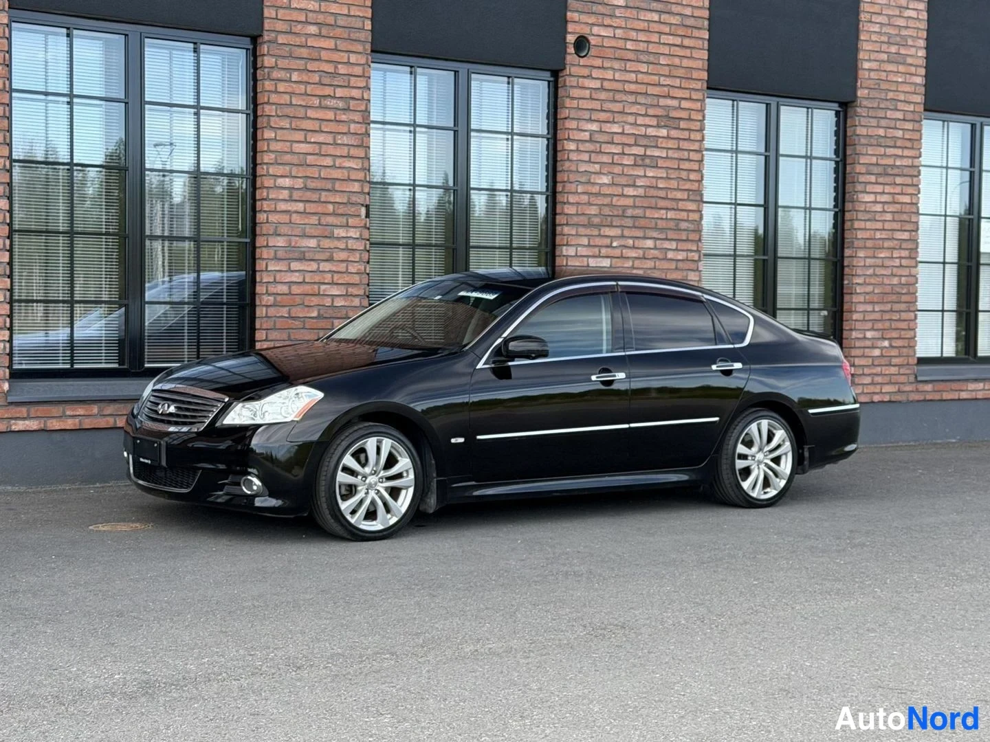 Nissan Fuga 2008