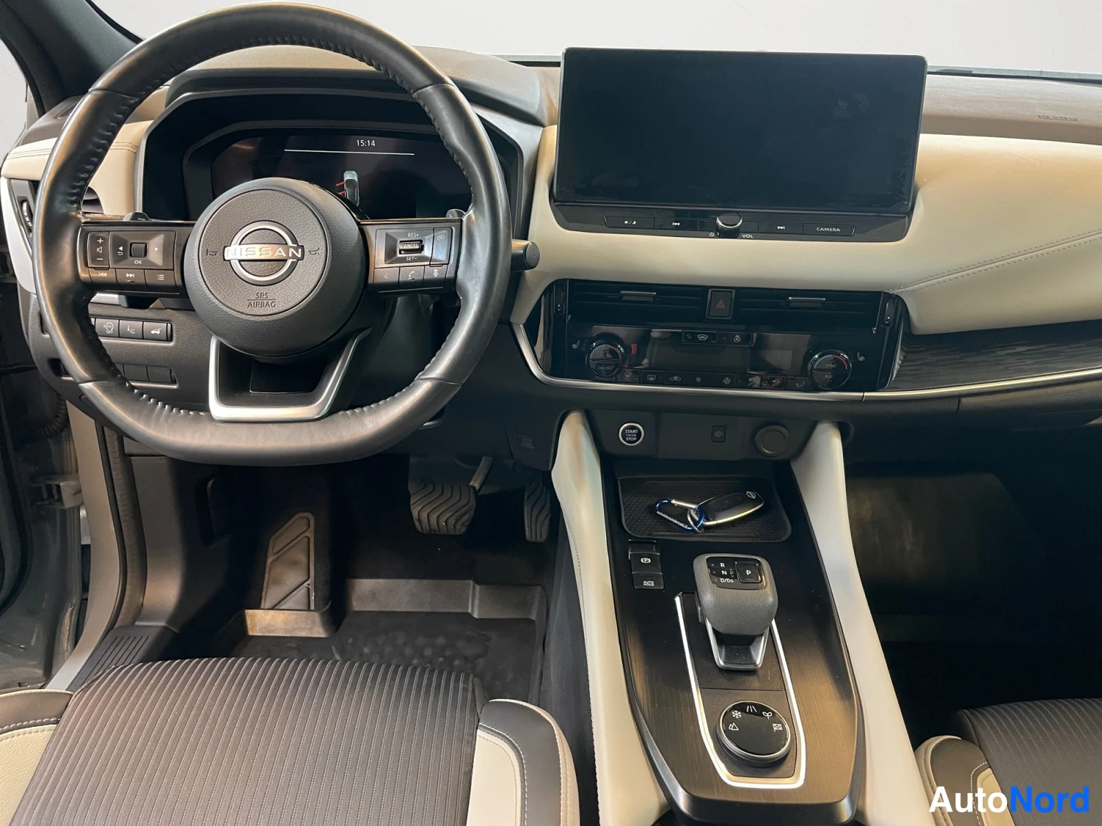 Harmaa Nissan Qashqai 2023, ohjaamo, kuva 10