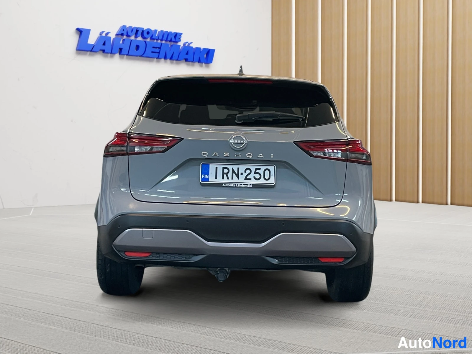 Harmaa Nissan Qashqai 2023, takaa, kuva 8