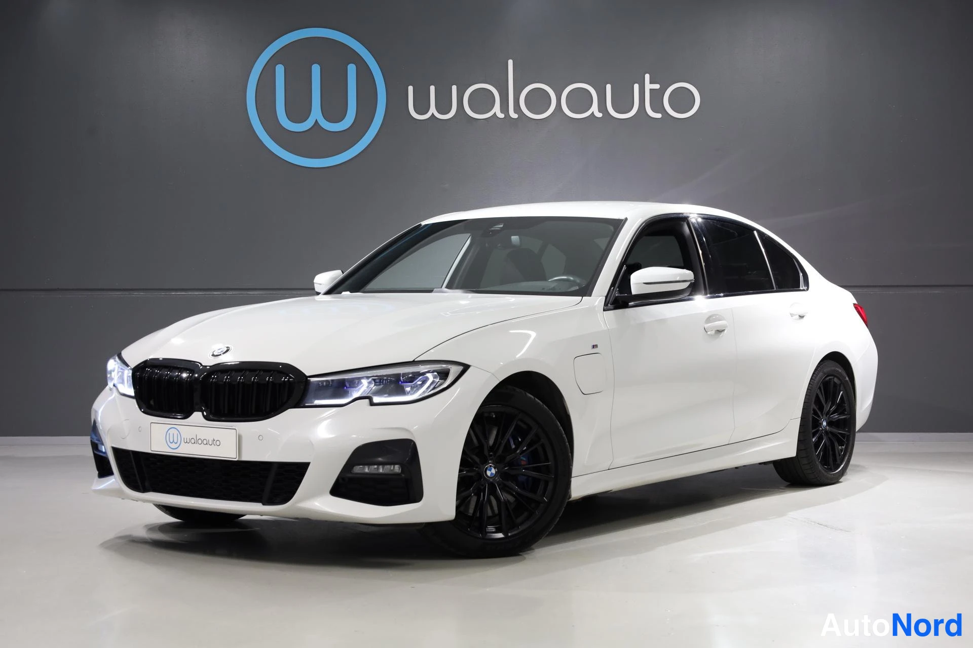 BMW 330e Launch Edition M Sport 2020