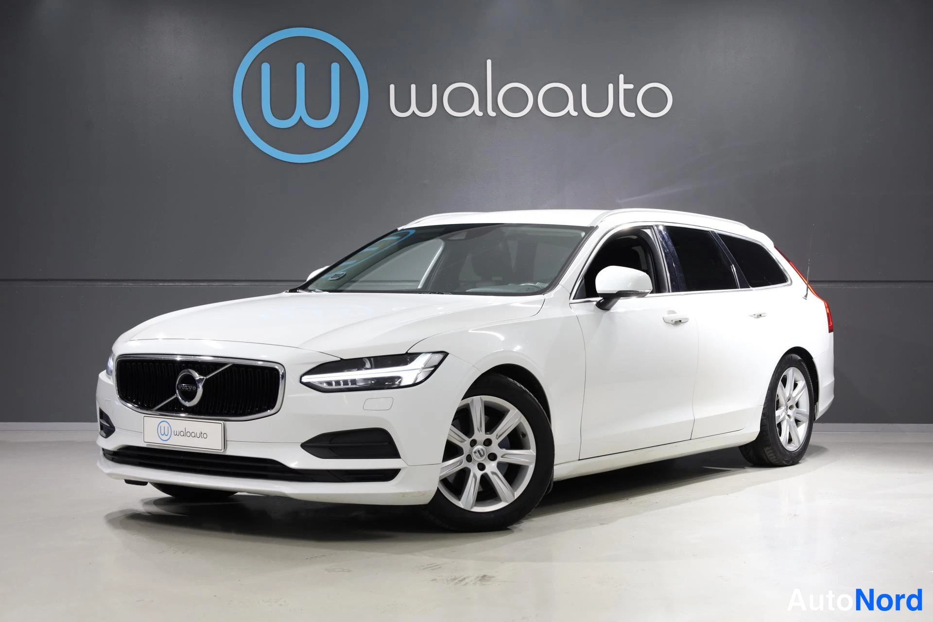 Volvo V90 D3 Momentum 2017