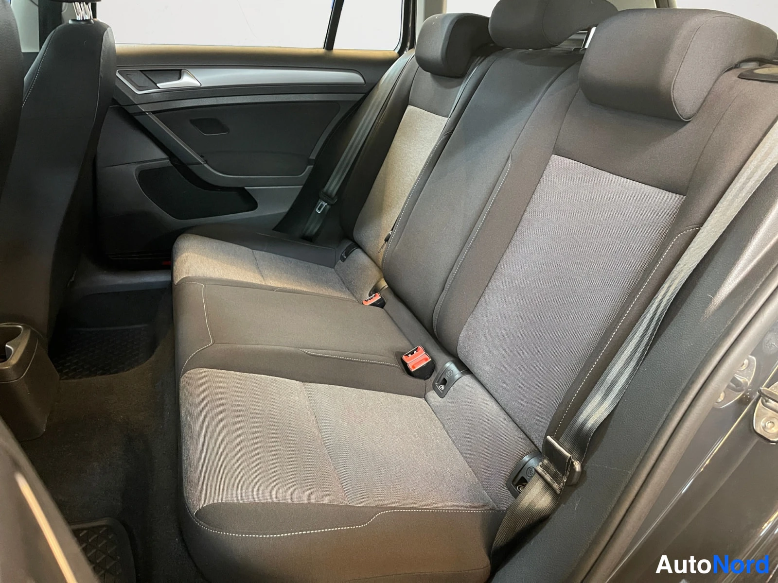 Grey Volkswagen Golf 2017, rear seats, photo 15