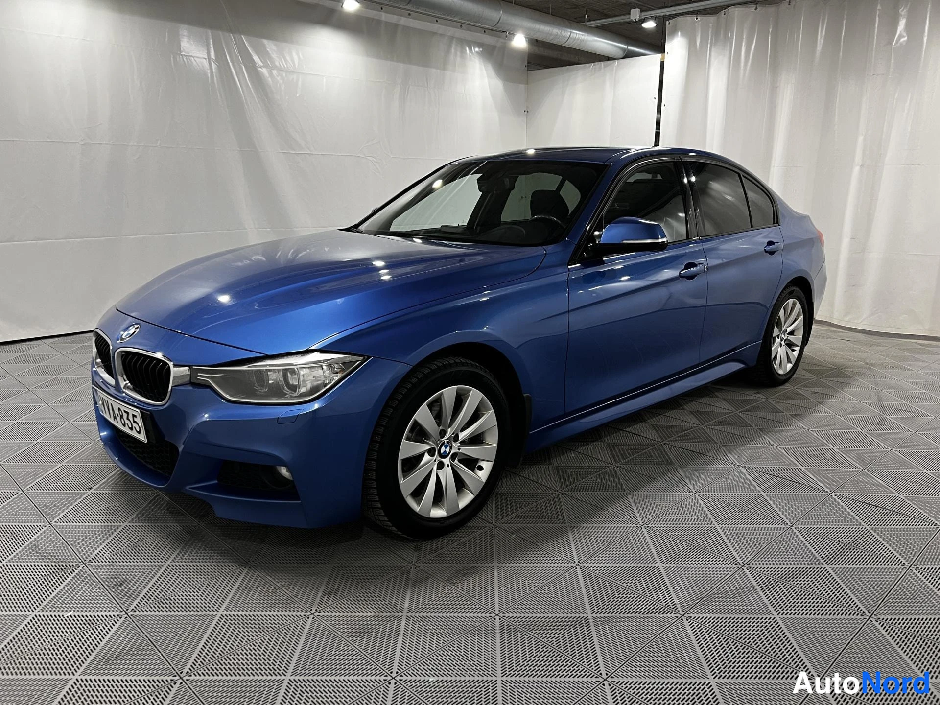 BMW 320i xDrive M-Sport 2013