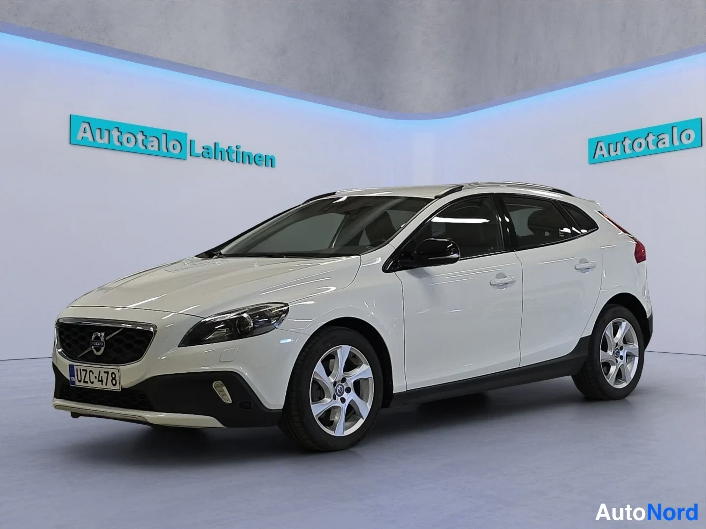 Volvo V40 Cross Country 2016