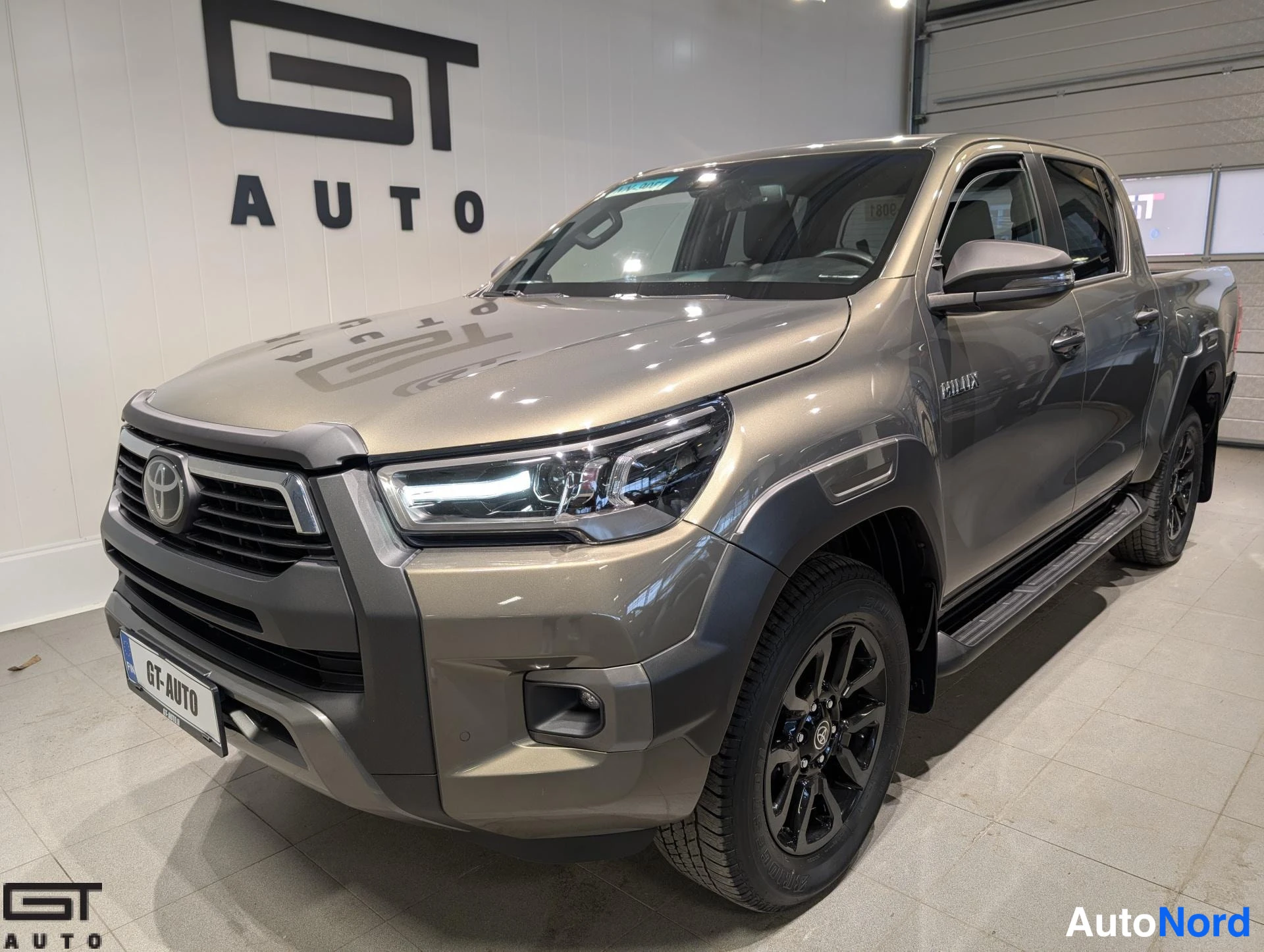 Toyota Hilux Double Cab 4WD 2.8D Invincible 2023