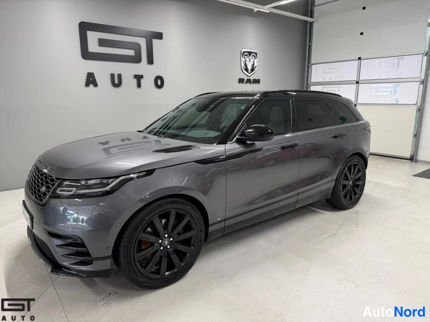Land Rover Range Rover Velar SE R-Dynamic 2018