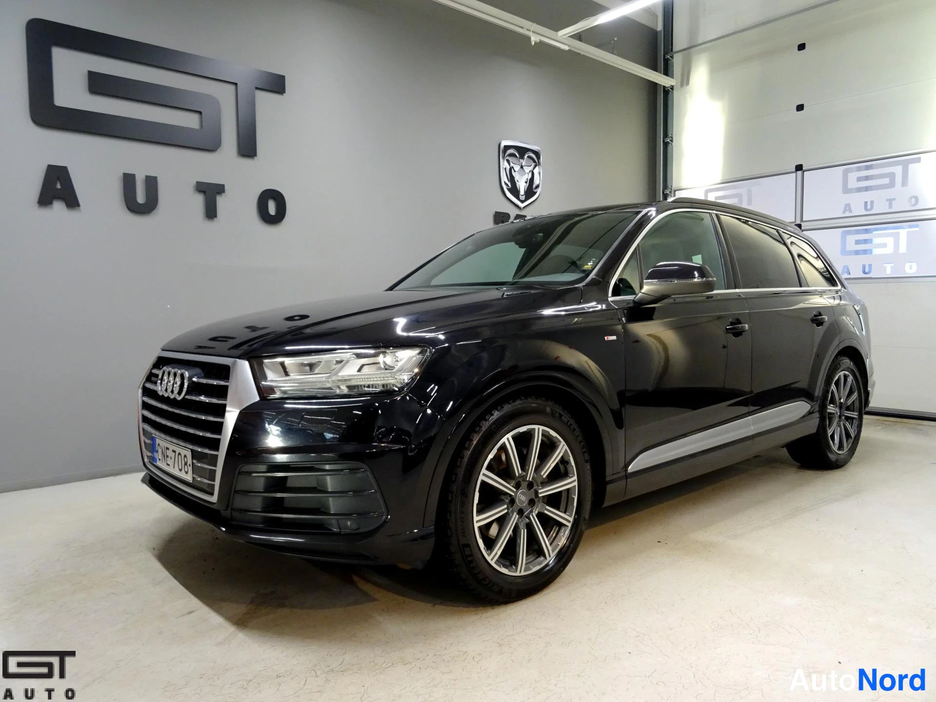 Audi Q7 quattro S-line 2015