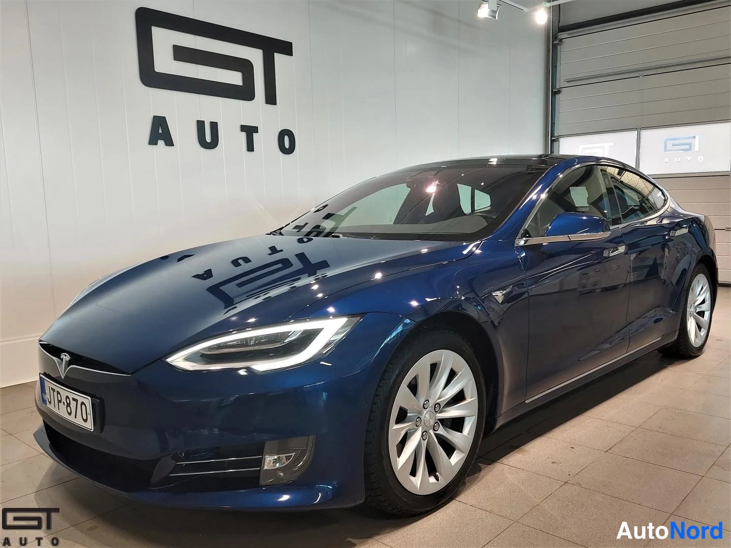 Tesla Model S 2018