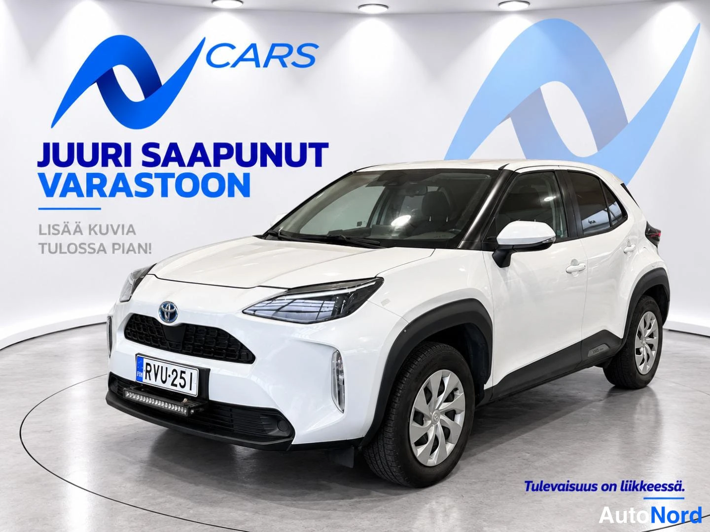 Toyota Yaris Cross 1,5 Hybrid AWD-i Active Edition 2024