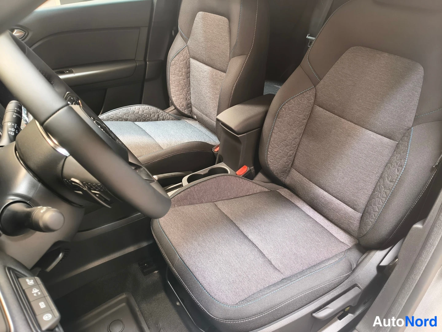 Mitsubishi ASX 2026, etuistuimet, kuva 10