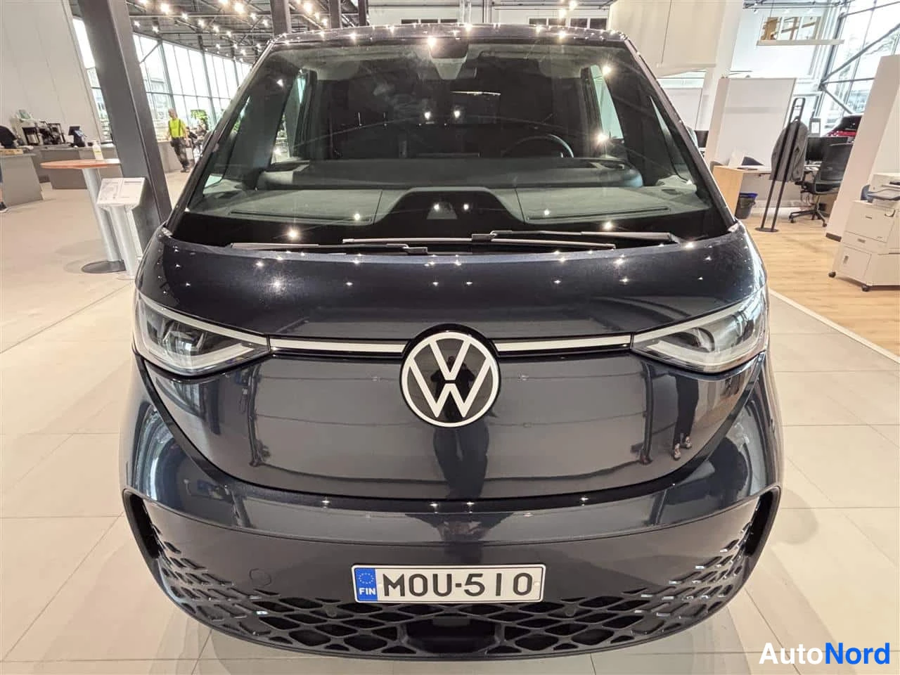 Blue Volkswagen ID. Buzz 2022, front, photo 3