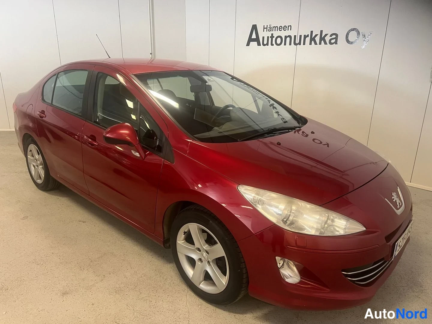 Peugeot 408 1,6i AUTOM 2013
