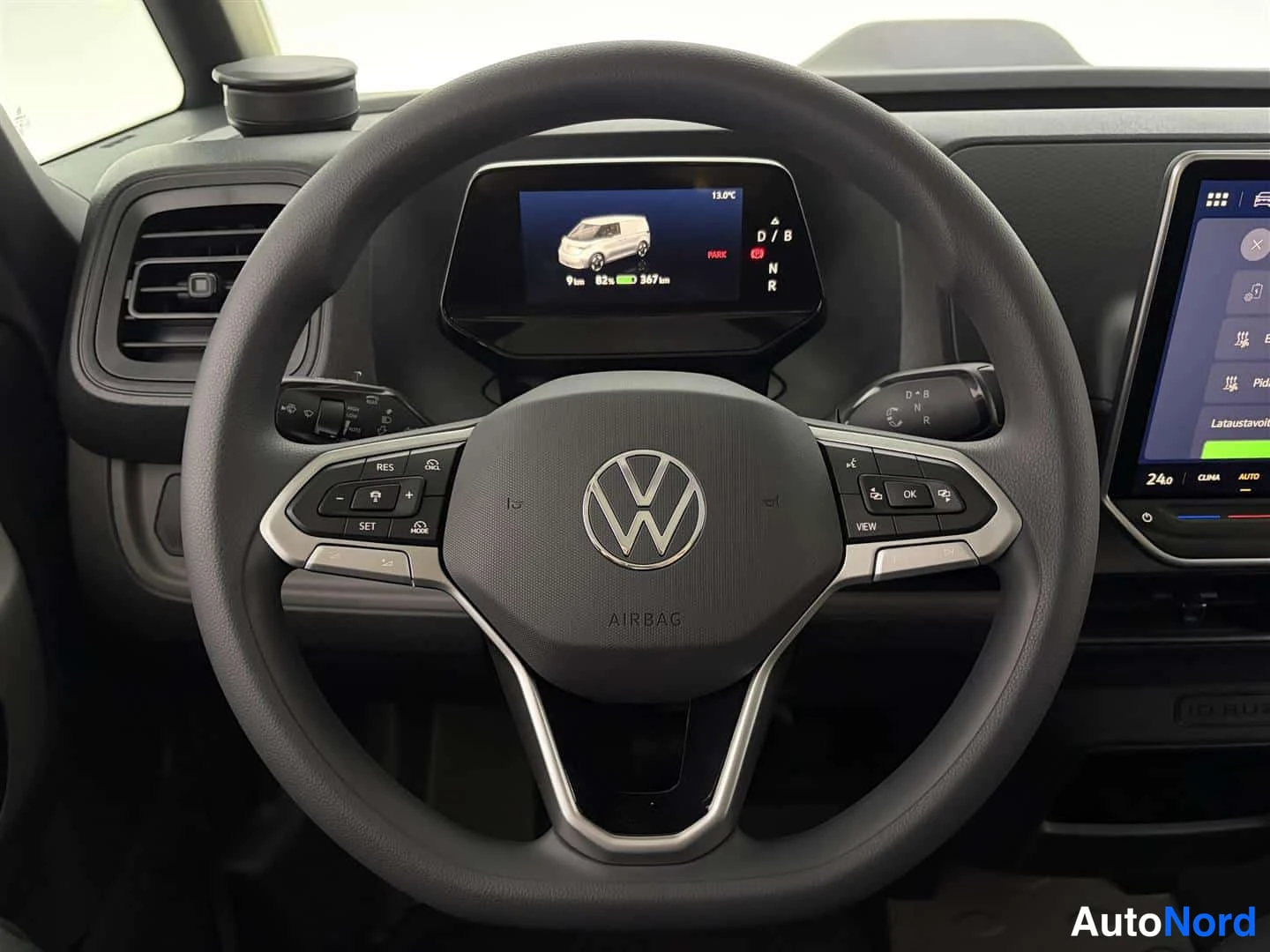 Valkoinen Volkswagen ID. Buzz 2026, kuva 41