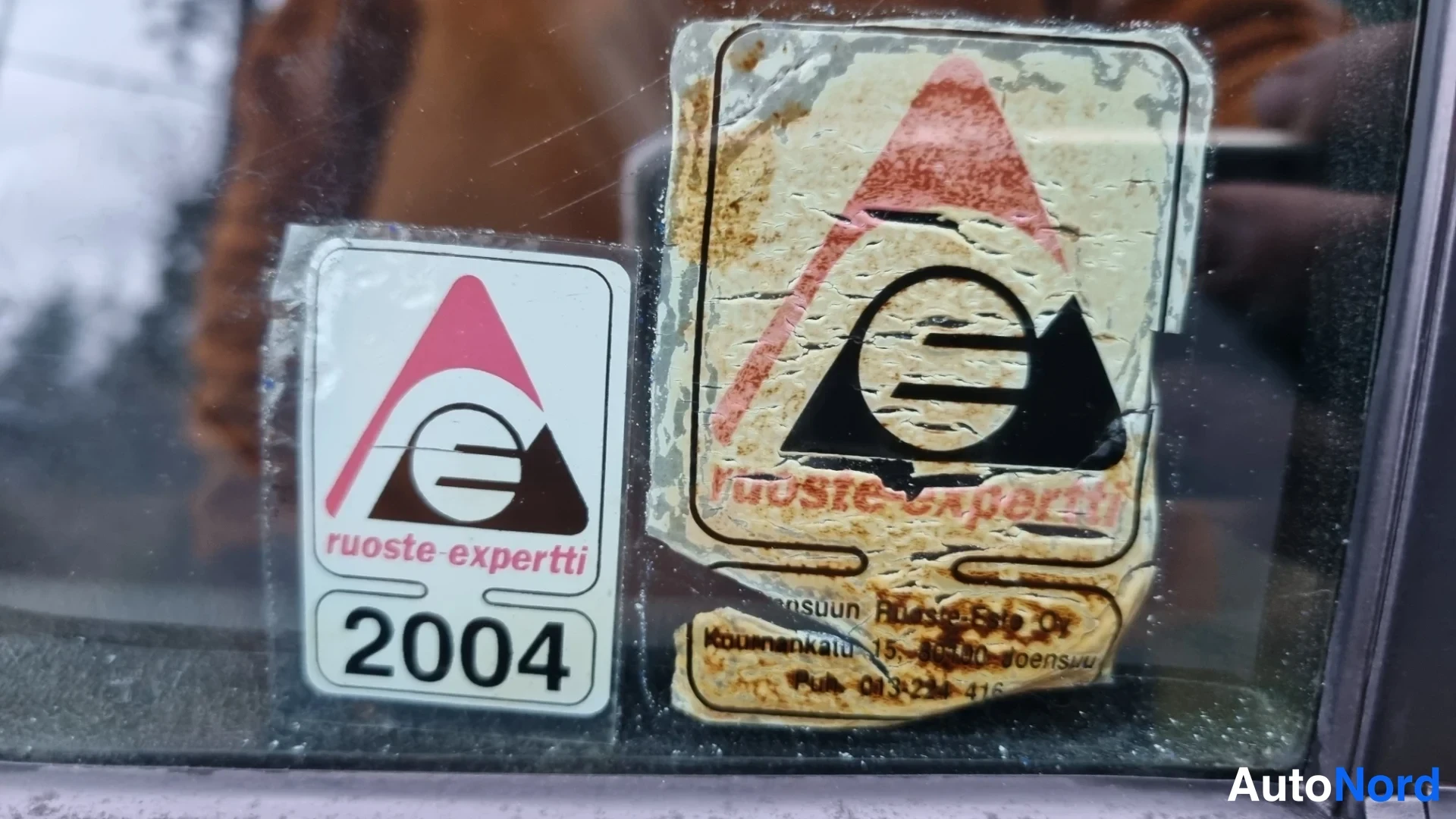 Grey Nissan Primera 1997, detail, photo 11