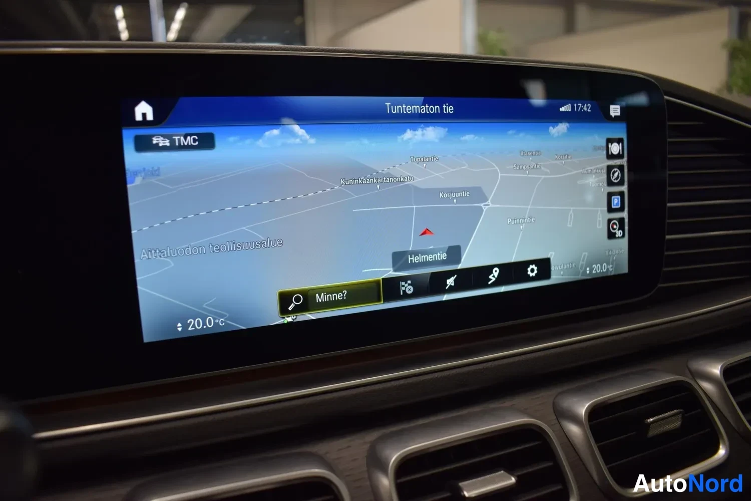 Valkoinen Mercedes-Benz GLE 350 de 4MATIC 2021, yksityiskohta, kuva 33