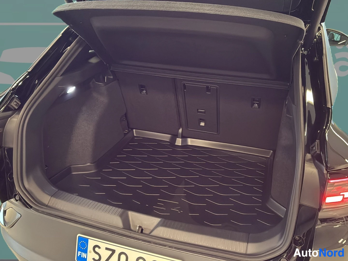 Musta Volkswagen ID.4 2026, kuva 23