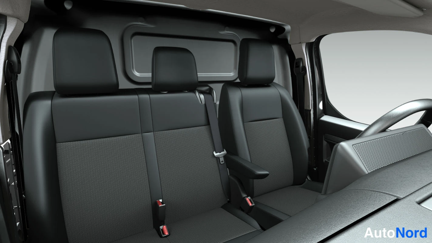 Valkoinen Opel Vivaro 2026, etuistuimet, kuva 6