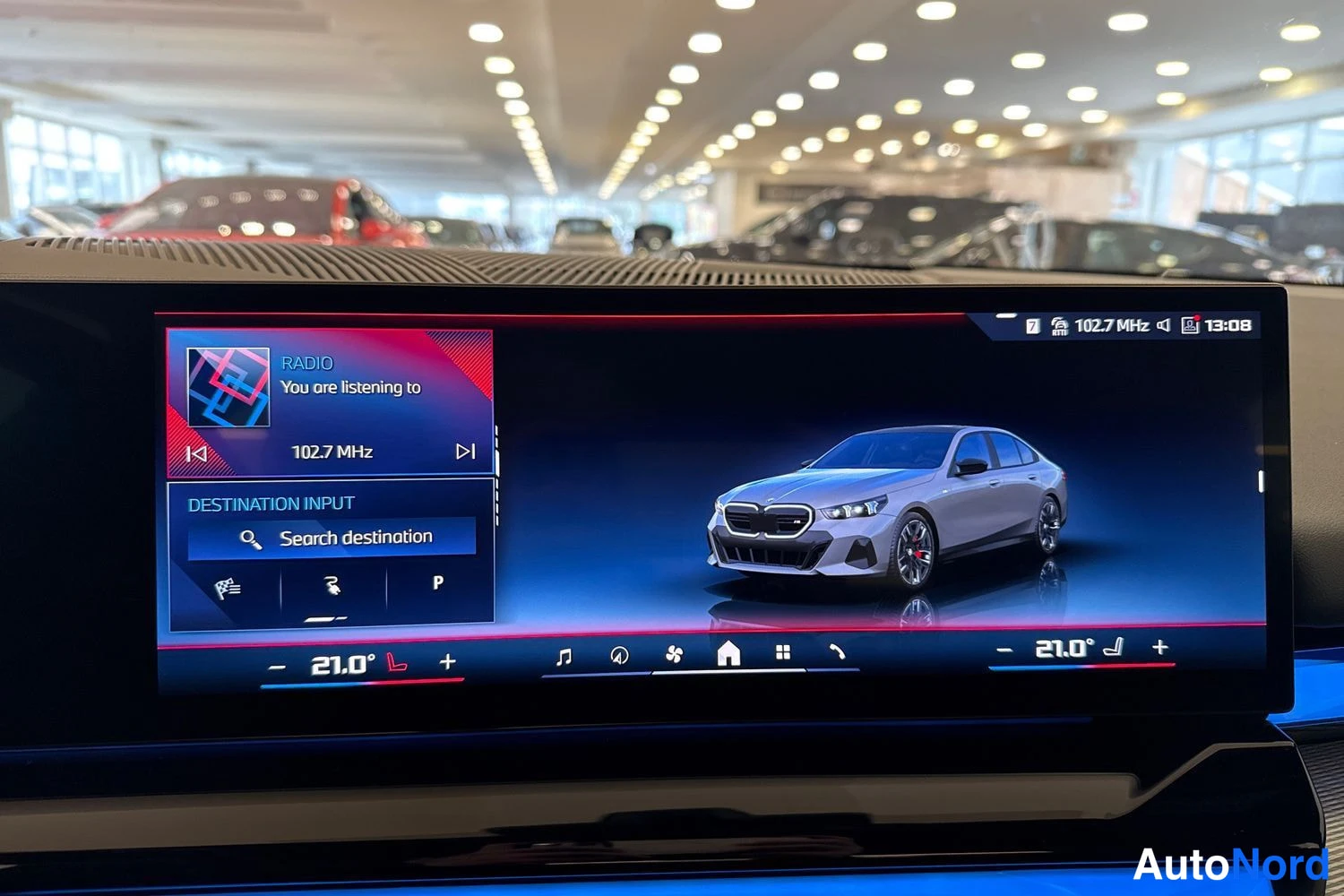 Harmaa BMW i5 2024, yksityiskohta, kuva 18