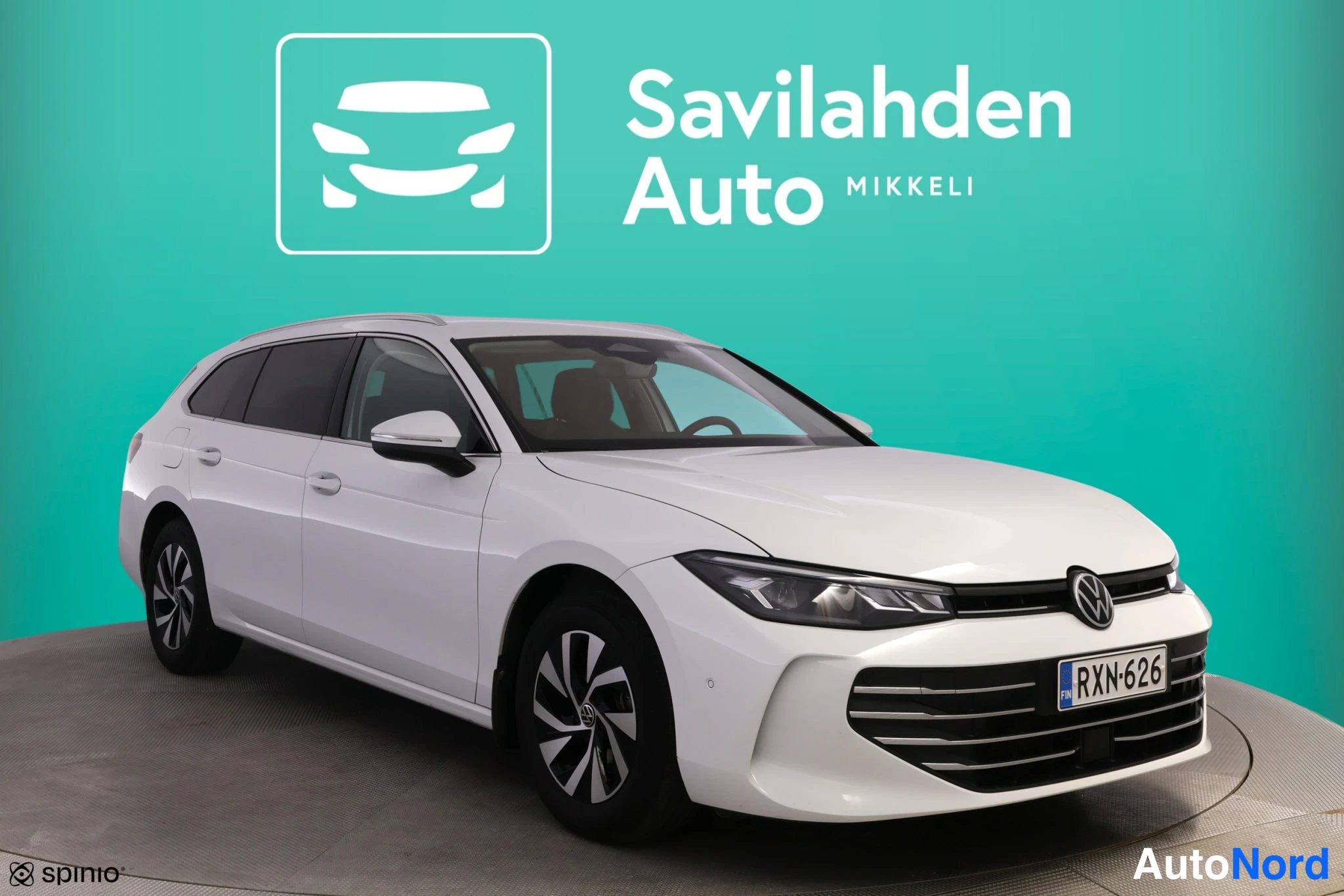 Valkoinen Volkswagen Passat 2024, kuva 11