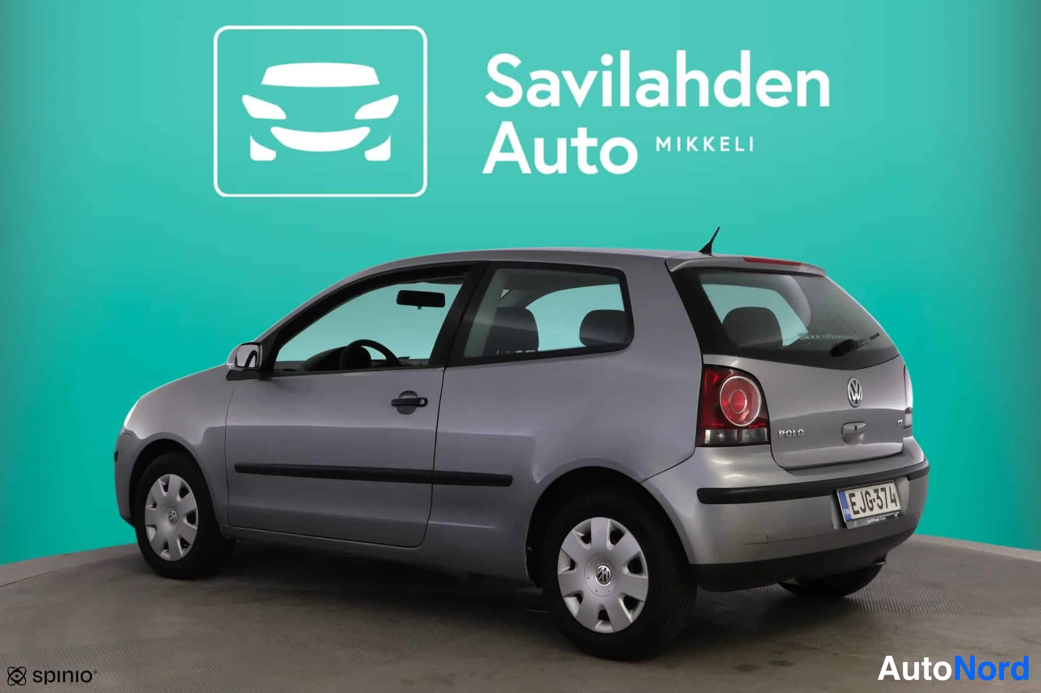 Silver Volkswagen Polo 2007, snett bakifrån, bild 11