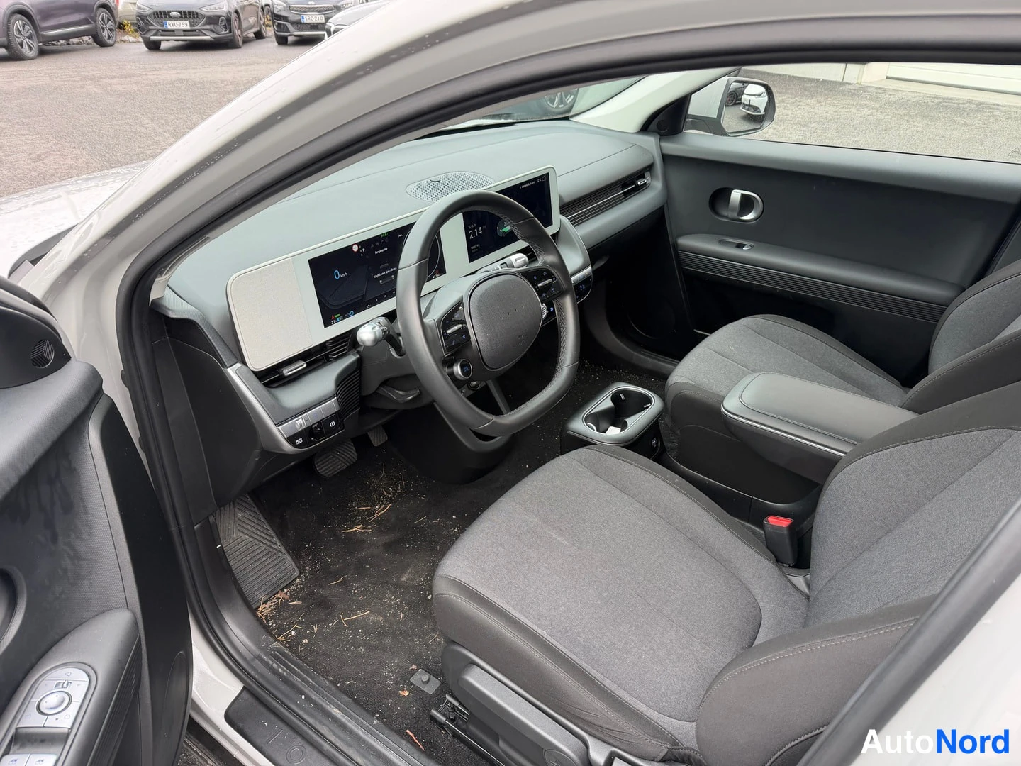Hopea Hyundai IONIQ 5 2025, ohjaamo, kuva 5