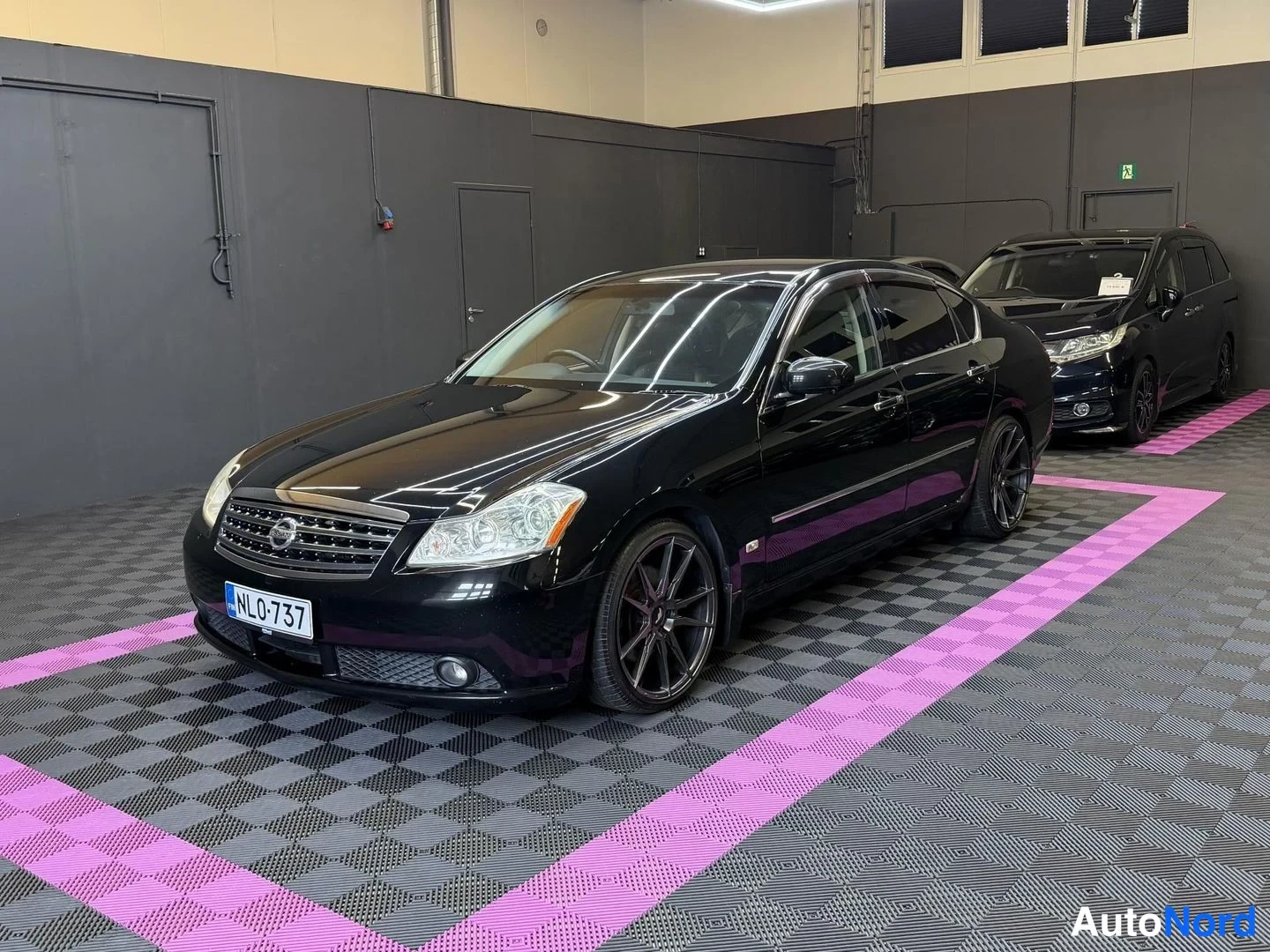 Nissan Fuga 350GT 2005