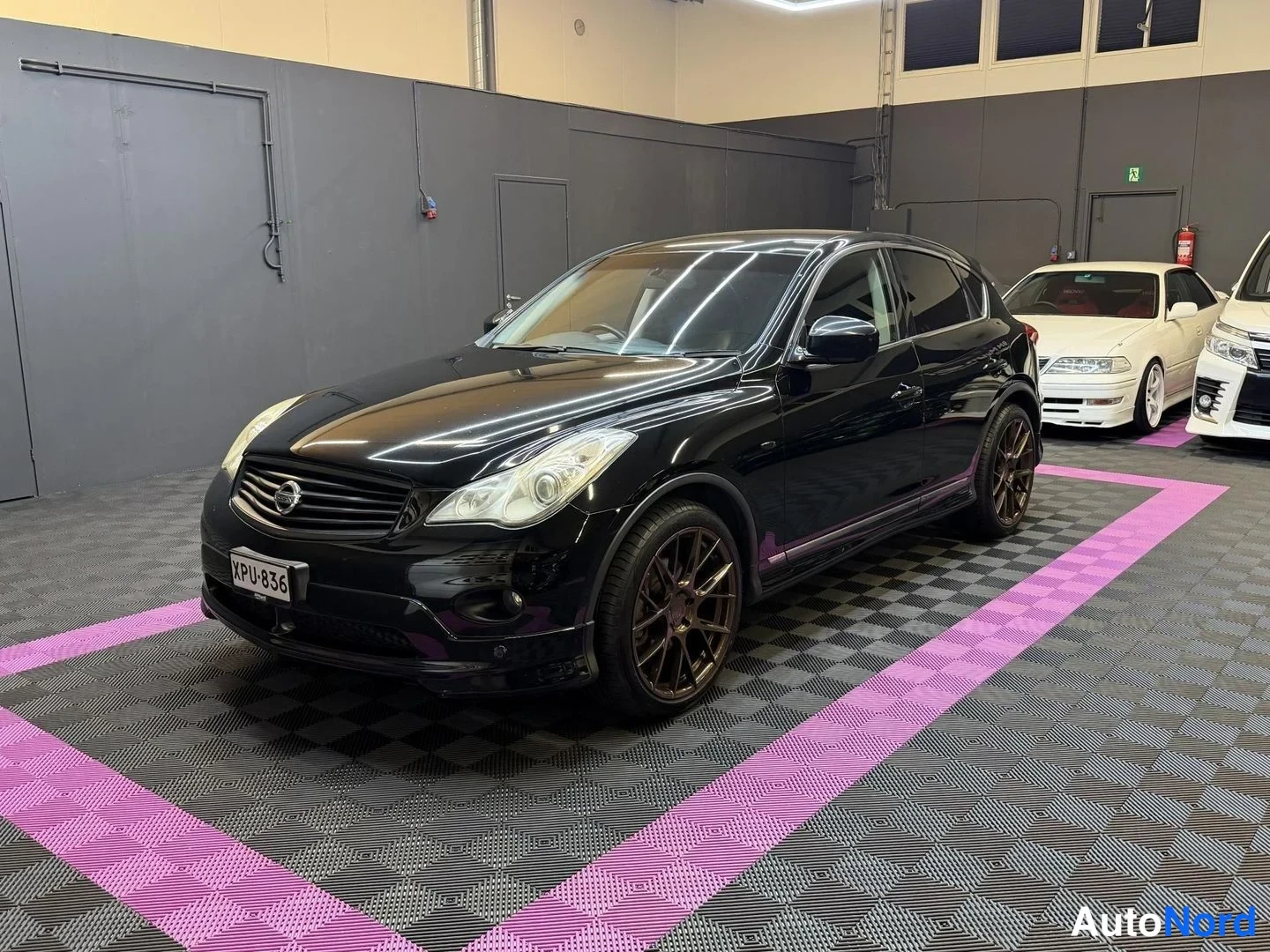 Nissan Skyline Crossover - 4WD - 3.7L V6 |20'' WHEELS 2009
