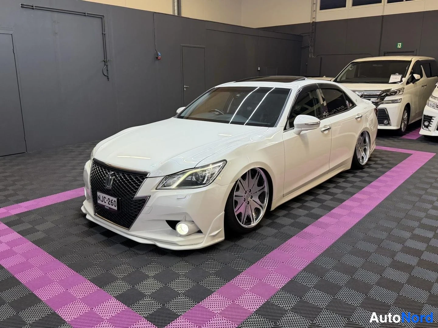 Toyota Crown GRS214 D2 ILMAJOUSITUS 315 hv 2012