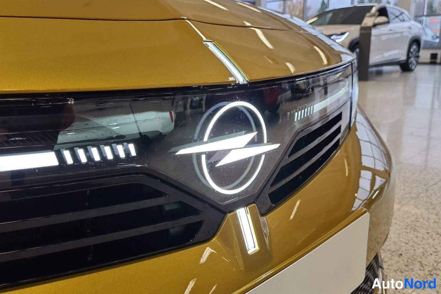 Keltainen Opel Astra 2026, yksityiskohta, kuva 23