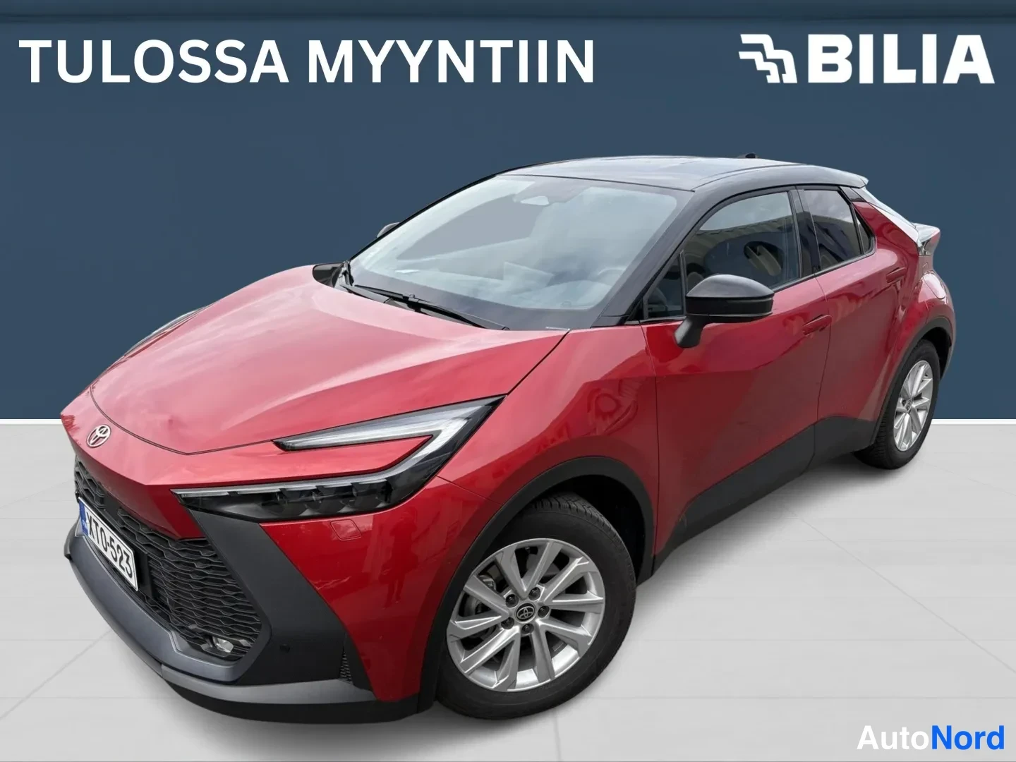 Punainen Toyota C-HR 2026, etuviisto, keula vasemmalle, kuva 2