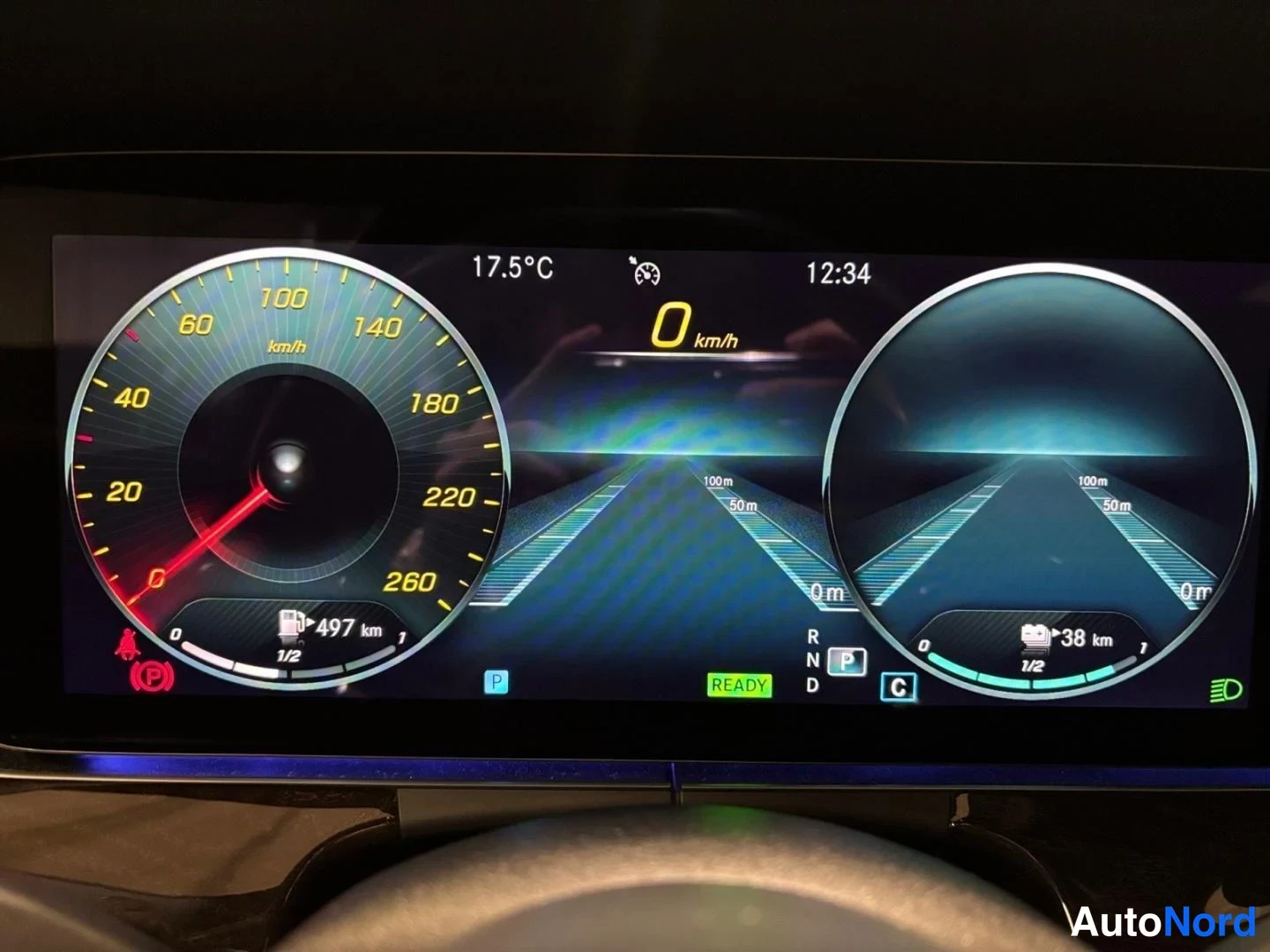 Valkoinen Mercedes-Benz E 300 e 4MATIC 2022, yksityiskohta, kuva 11