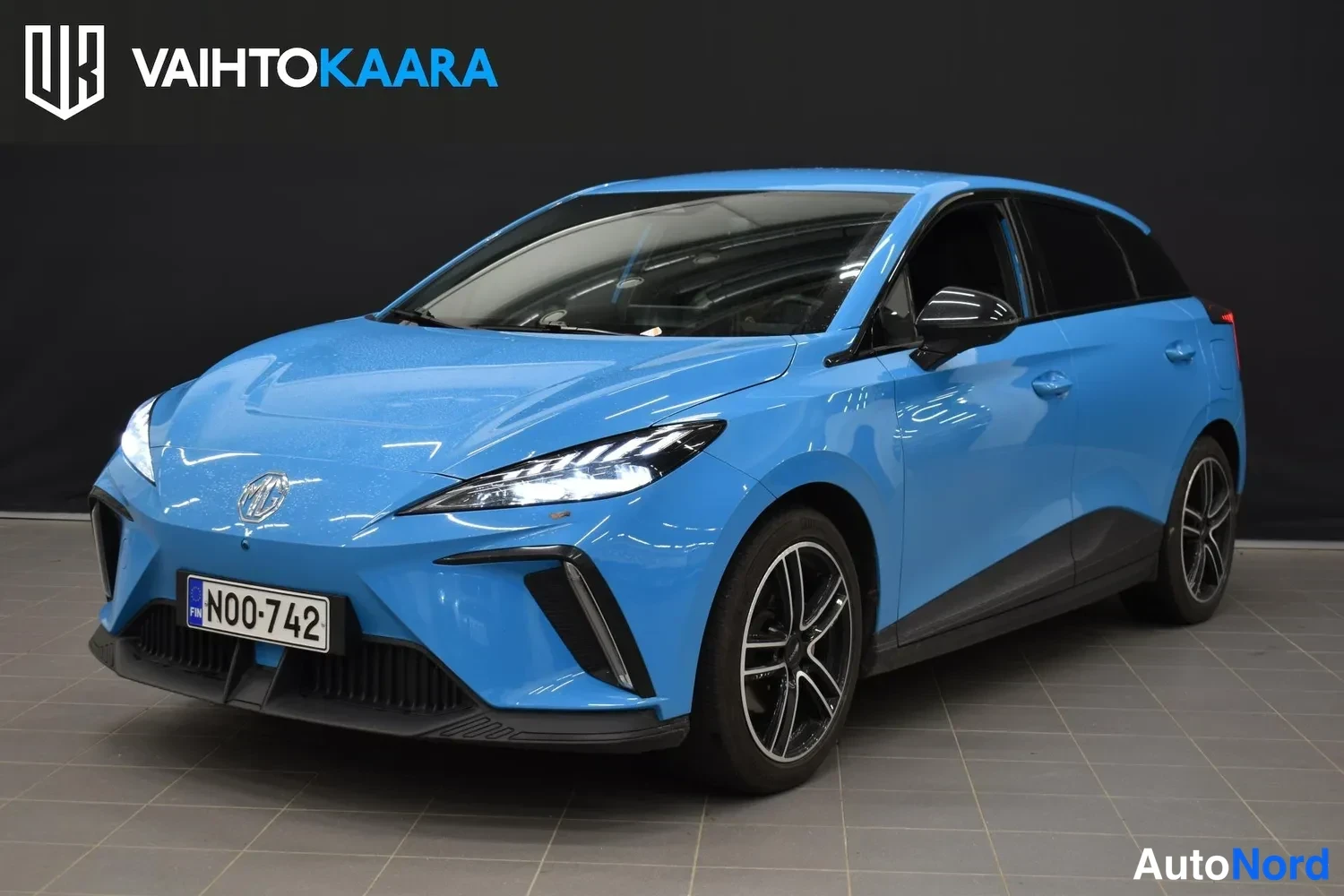 MG MG4 Long Range 64 kWh Luxury 2024