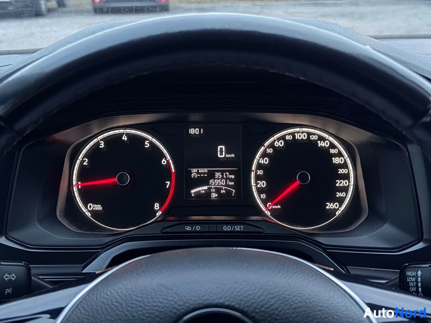 Musta Volkswagen Polo 2019, yksityiskohta, kuva 7