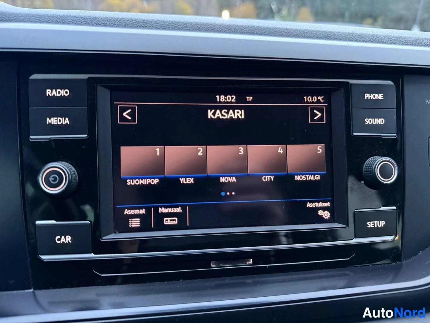 Musta Volkswagen Polo 2019, yksityiskohta, kuva 8