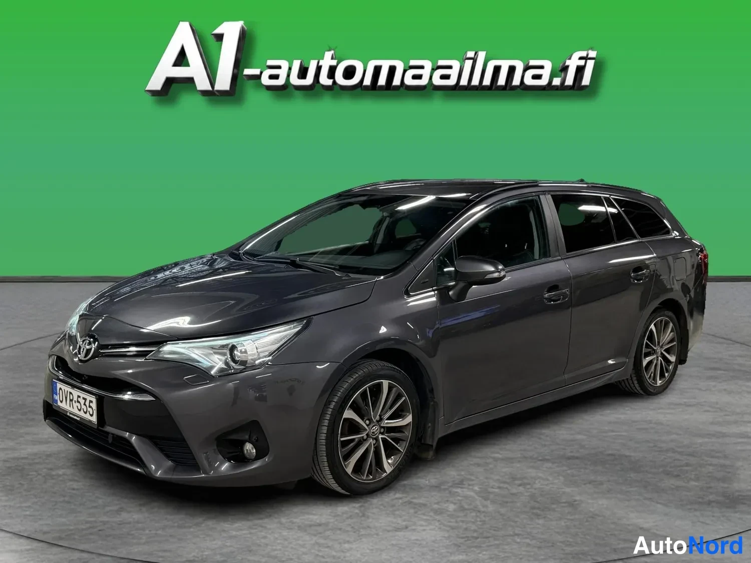 Toyota Avensis Premium Edition 2017