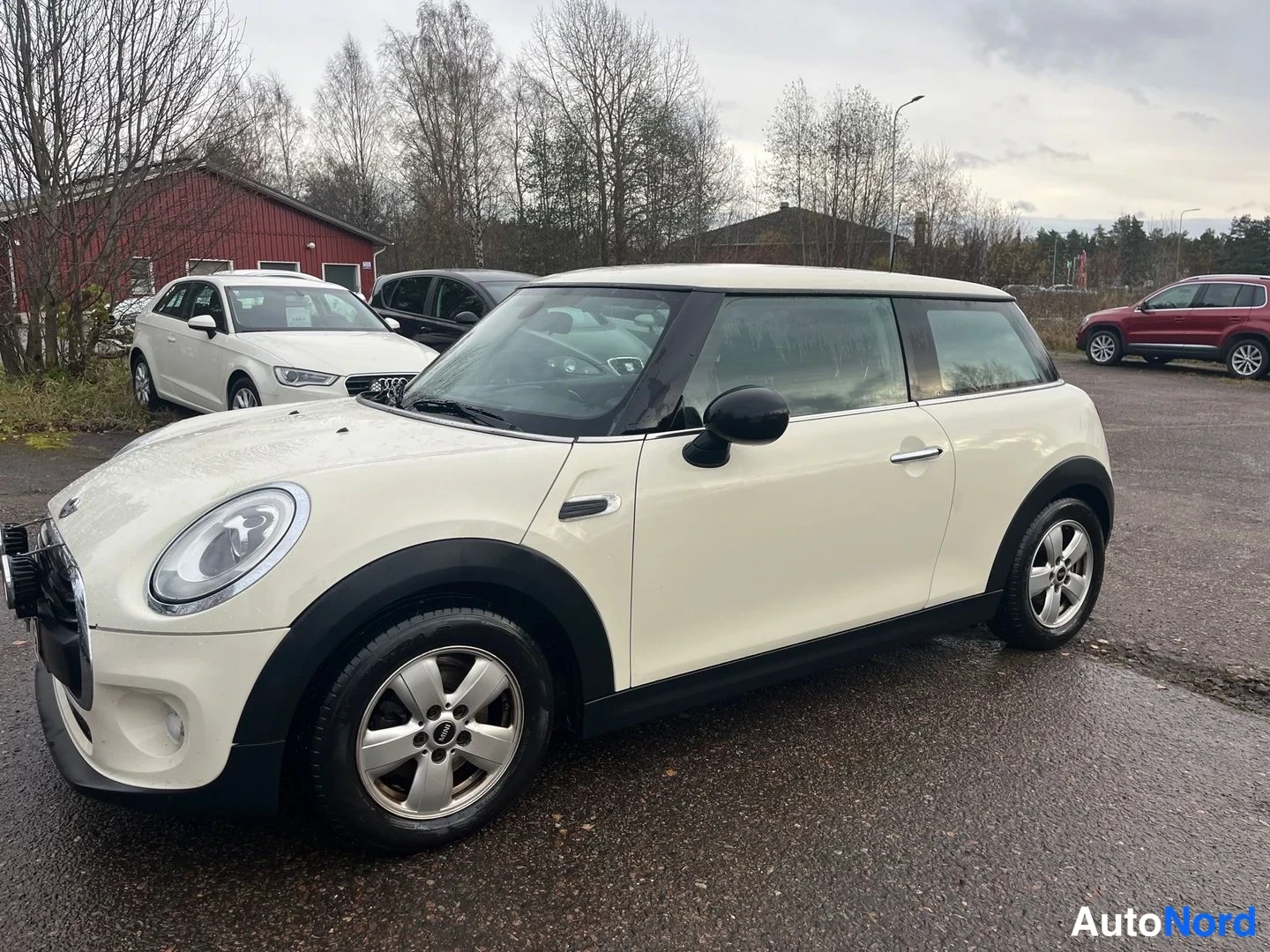 Mini Hatchback 102 hv Business 2014