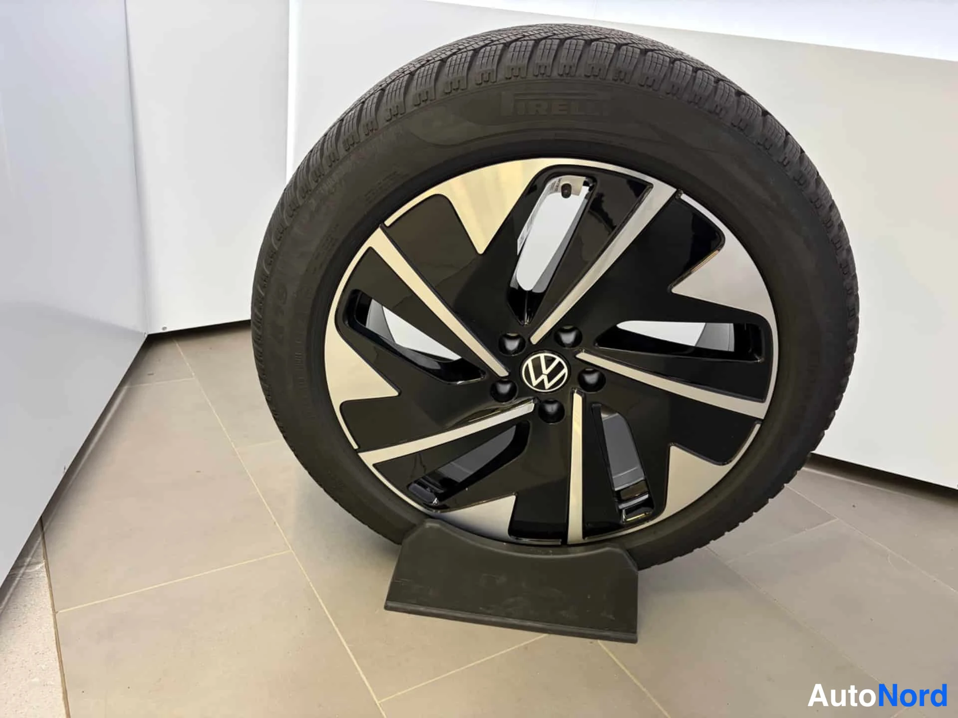 Musta Volkswagen ID.7 2026, kuva 37