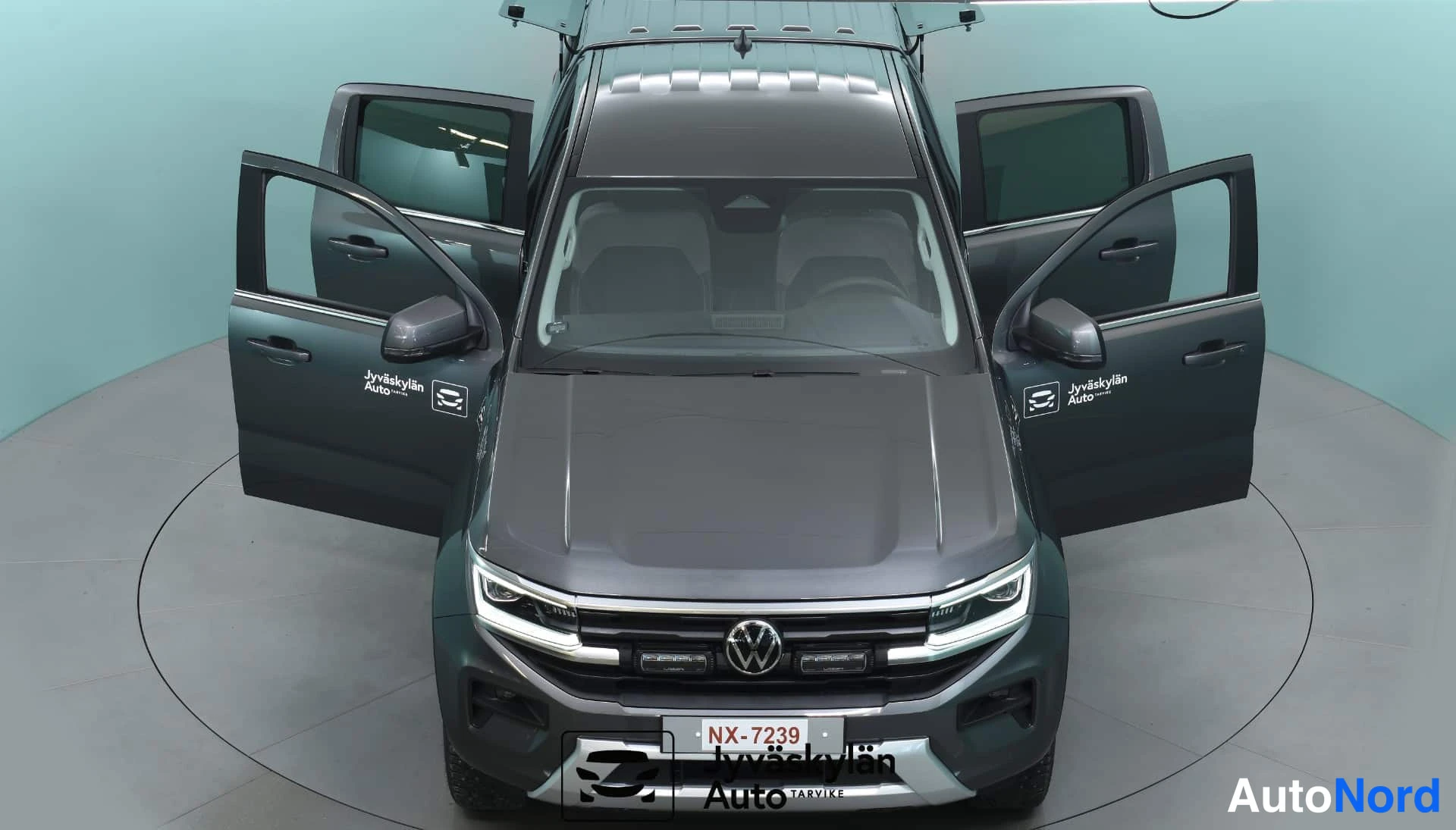 Harmaa Volkswagen Amarok 2026, edestä, kuva 6