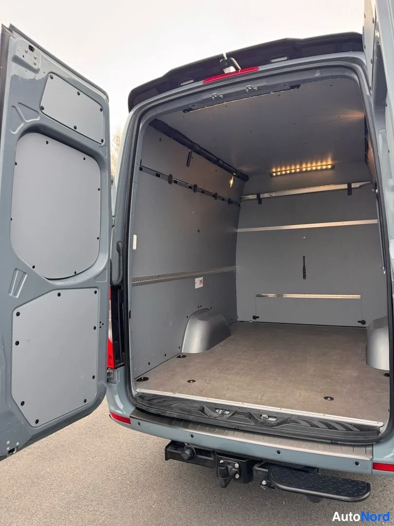Harmaa Mercedes-Benz Sprinter 317 CDI 2025, tavaratila, kuva 28