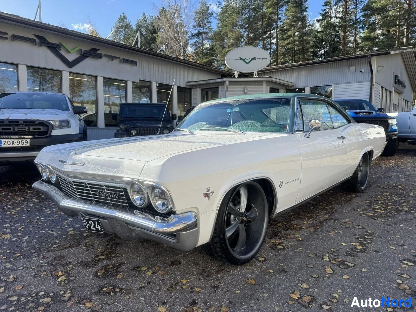 Chevrolet Impala 2D HT Coupé with LS1 technology 1965