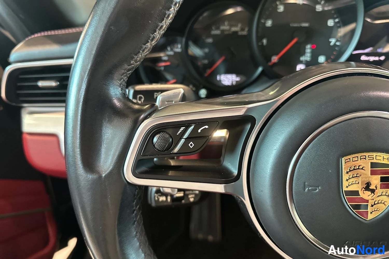 Musta Porsche Targa 2017, yksityiskohta, kuva 22