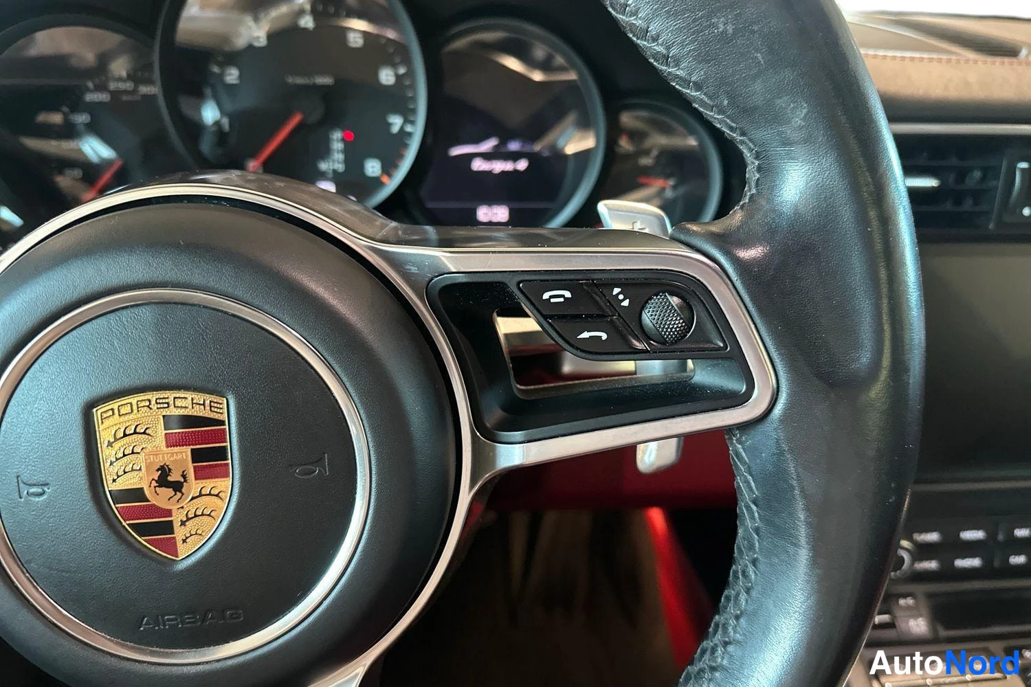 Musta Porsche Targa 2017, yksityiskohta, kuva 26
