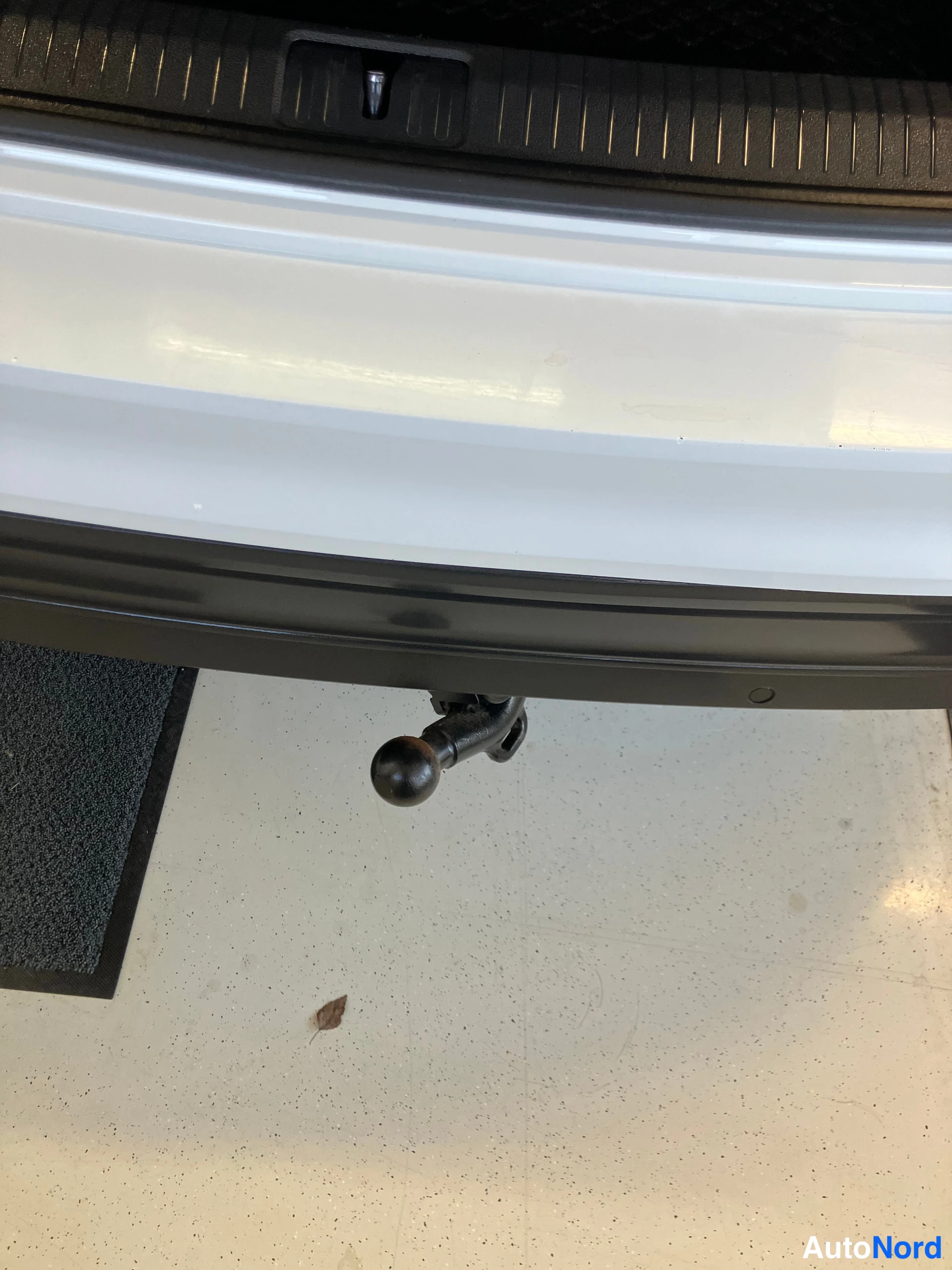 Vit Volkswagen Tiguan 2018, bild 26