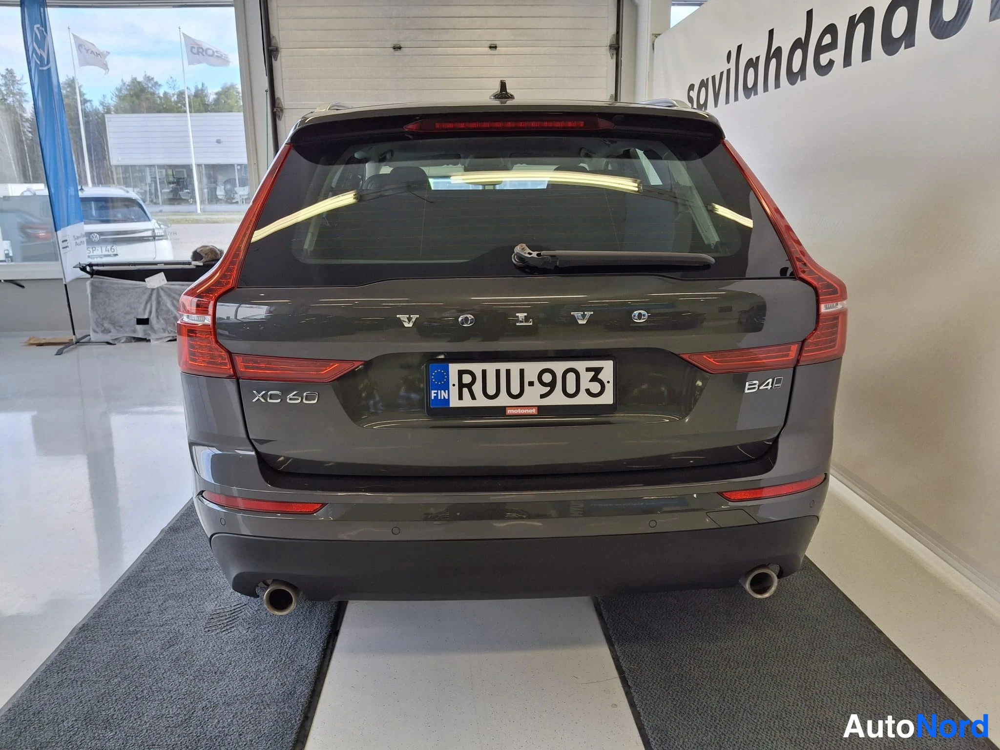 Harmaa Volvo XC60 2021, kuva 5
