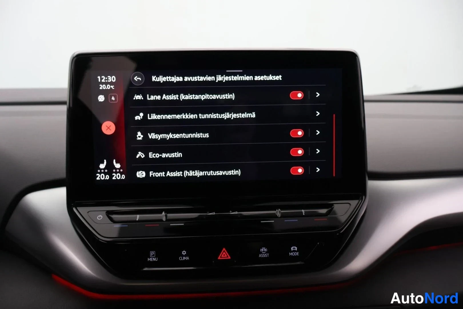 Musta Skoda Enyaq iV 2023, yksityiskohta, kuva 33